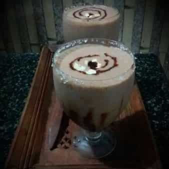 Sharjah Shake (Chocolate Banana Milk Shake)