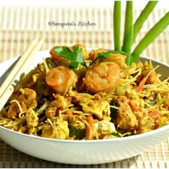 Singapore fried rice vermicelli noodles