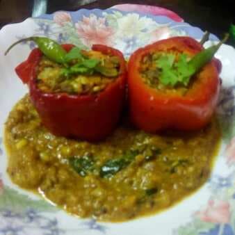 Soya Stuffed Red Bell Pepper Curry