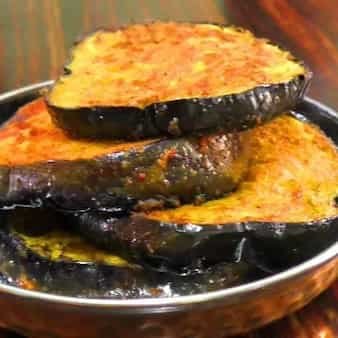Spicy eggplant dry fry-baingan fry-brinjal sidedish-how to make begun bhaja