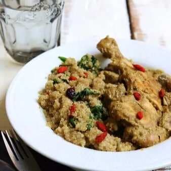 Tandoori chicken marinated in maharashtrian thecha chutney and served with gozi berry