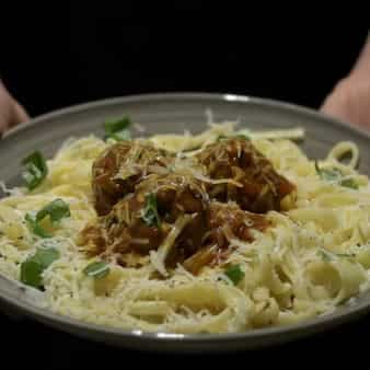 The italian-american classic-spaghetti and meatballs!