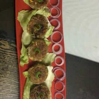 Veggie oats kabab with paneer filling