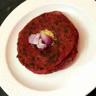 Whole wheat beetroot & cheese paratha