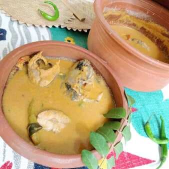 Zero oil traditional authentic kerala thenga aracha meen curry