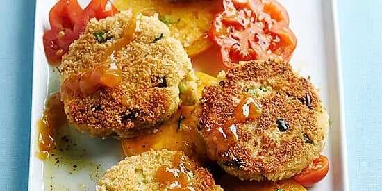 Crab Cakes With Apricot Sauce