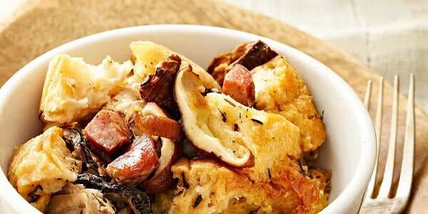 Slow Cooker Wild Mushroom And Blue Cheese Bread Pudding