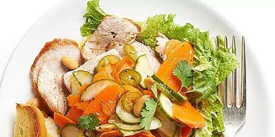 Vietnamese-Style Carrot Salad