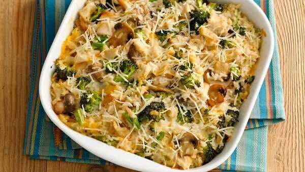 Cheesy Chicken, Broccoli And Rice Casserole