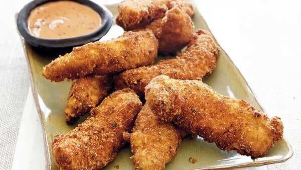 Chicken Tenders With Dipping Sauce