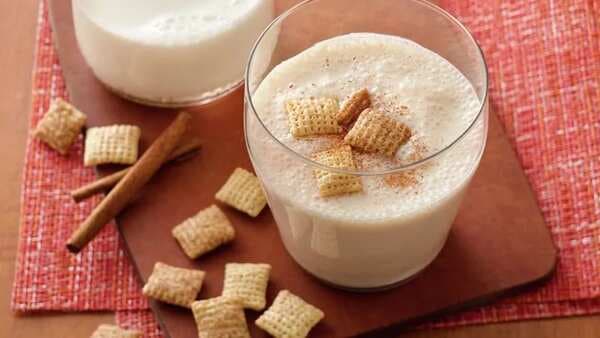 Cinnamon Cereal Smoothies