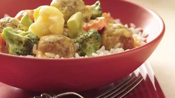 Creamy Meatballs And Vegetables