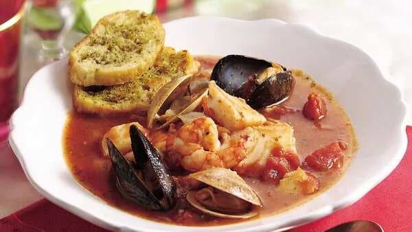Italian Seafood Stew With Garlic-Herb Croutons