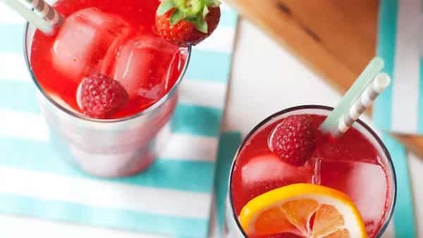 Red Berry Hibiscus Lemonade