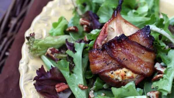 Roasted Bacon-Wrapped Pear Salad With Vinaigrette