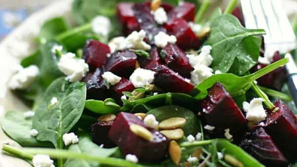 Roasted Beet And Goat Cheese Salad With Balsalmic Vinaigrette