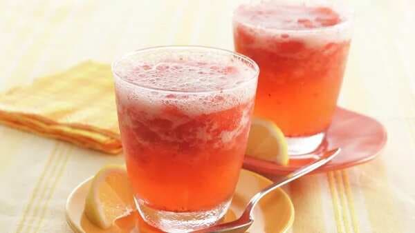Sparkling Strawberry-Lemonade Slush