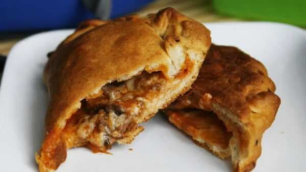 Steak And Cheese Pizza Pockets