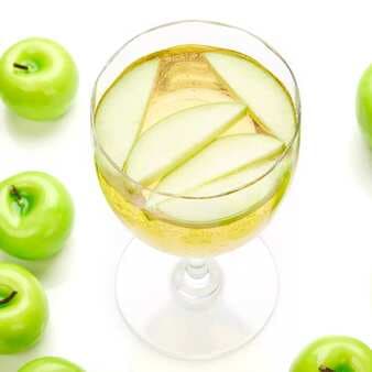 White Wine Apple Spritzer