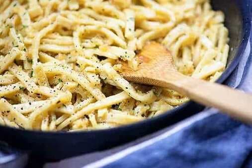 Fried Garlic Butter Noodles