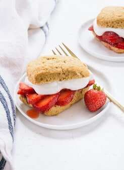 Healthier Strawberry Shortcake 