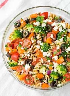 Healthy Pepperoni Pasta Salad