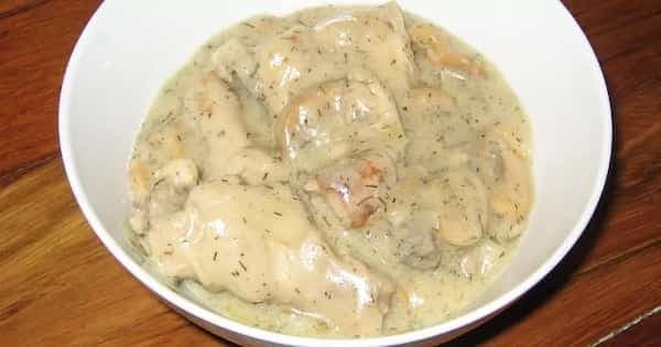 Mushrooms and Chicken In White Sauce