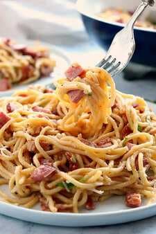 Spaghetti Alla Carbonara with Ham