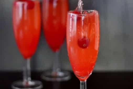 Sparkling Cranberry Mocktail