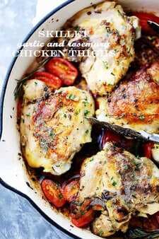 Skillet Garlic and Rosemary Chicken Thighs