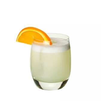 Mandarine Sour Cocktail