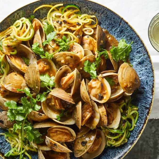 Black Bean Clams With Two Noodles