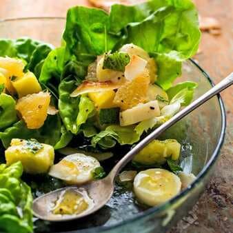 Green Salad With Tropical Fruit