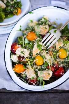 Zesty Quinoa Salad With Chicken, Tomatoes & Fresh Herbs