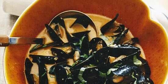 Curried Mussels In White Ale