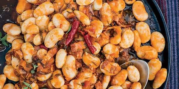 Stewed Cannellini Beans With Tomatoes And Guanciale