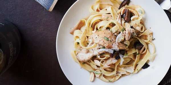 Tagliatelle With Braised Chicken And Figs