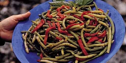 Basil Green Beans With Roasted Red Peppers