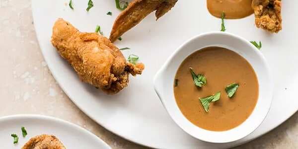 Chicken Wings With Peanut Sauce