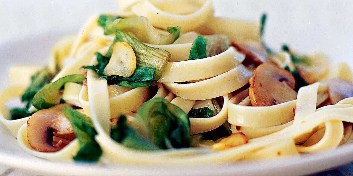 Fettuccine With Wilted Escarole And Mushrooms