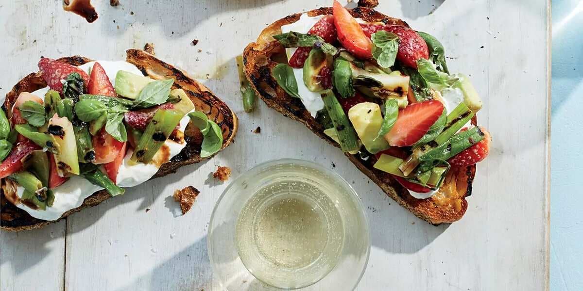 Grilled Strawberry-Avocado Toasts With Burrata