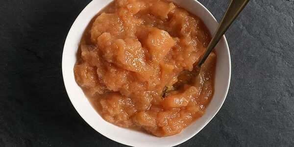 Homemade Applesauce With Chinese Five-Spice