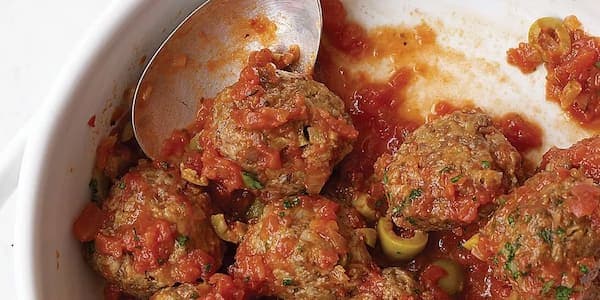 Meatballs With Tomato Sauce