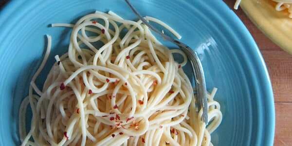 Spaghetti With Lemon & Butter