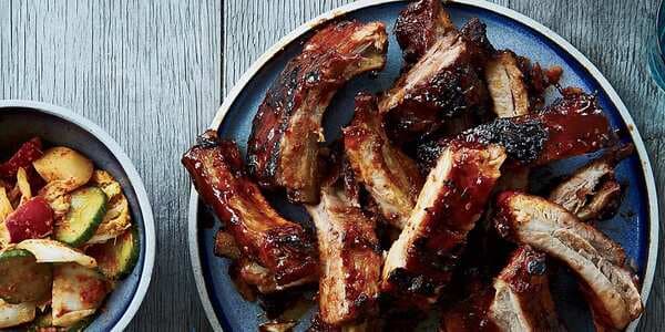 Sweet-And-Spicy Spareribs With Korean Barbecue Sauce