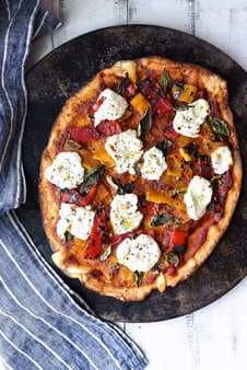 Roasted Pepper Pizza With Arrabbiata Sauce