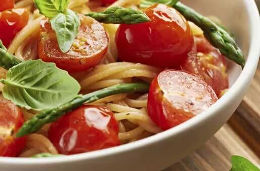 Cherry Tomato And Asparagus Spaghetti