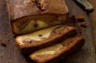Eggless Marble Cake With Chocolate