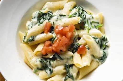Penne Pasta With Spinach And Cream