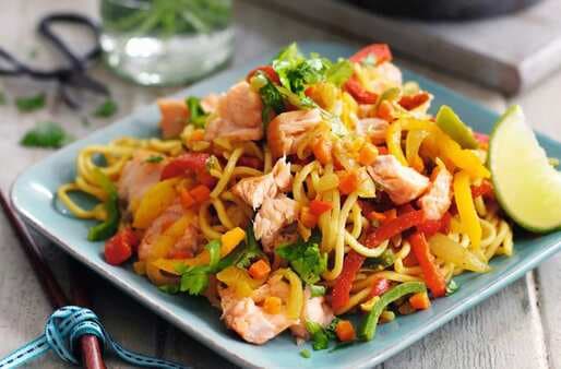  Spicy Hot-Smoked Salmon Noodles